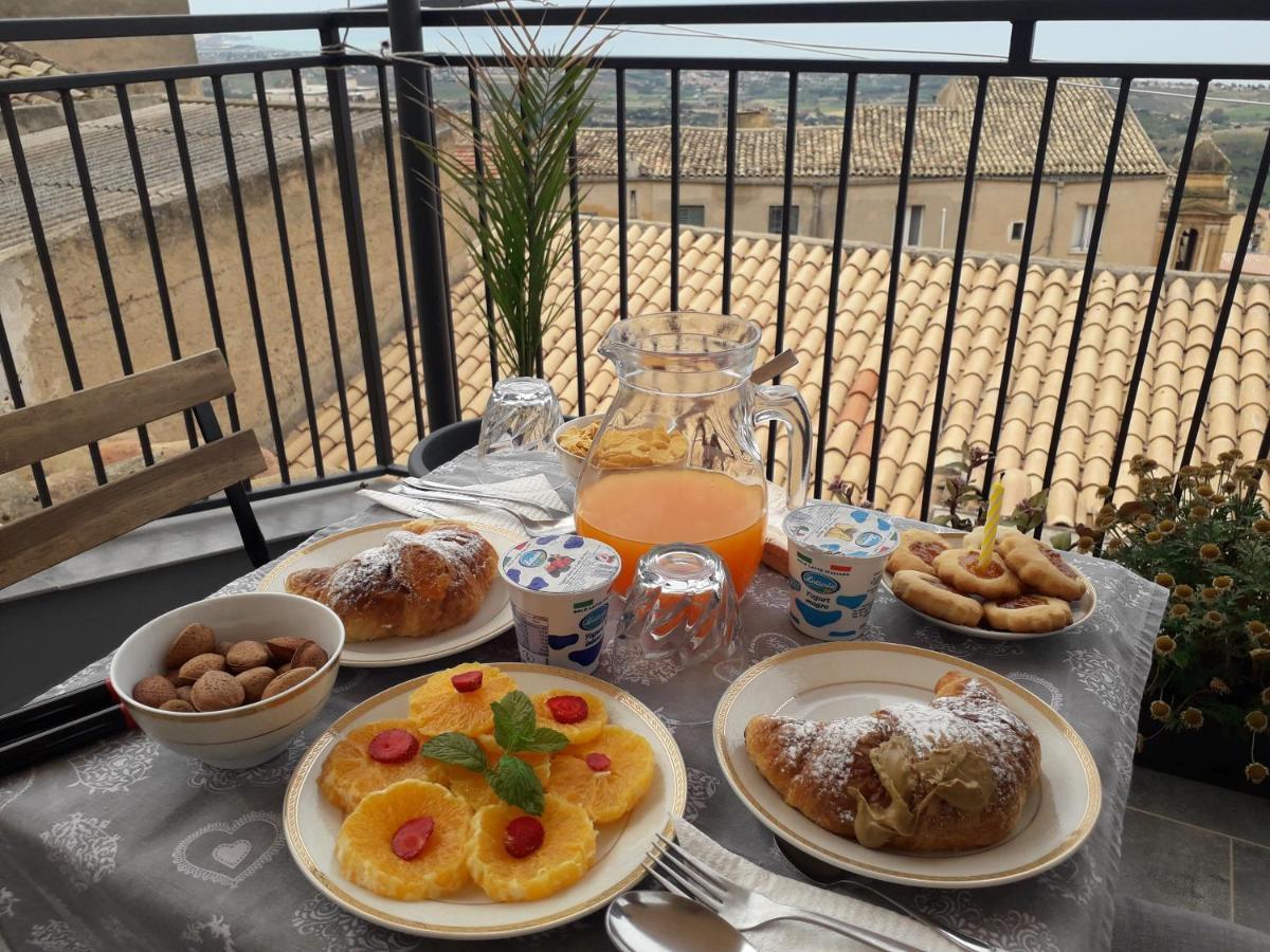 Tesori Di Girgenti Bed & Breakfast อากริเจนโต ภายนอก รูปภาพ