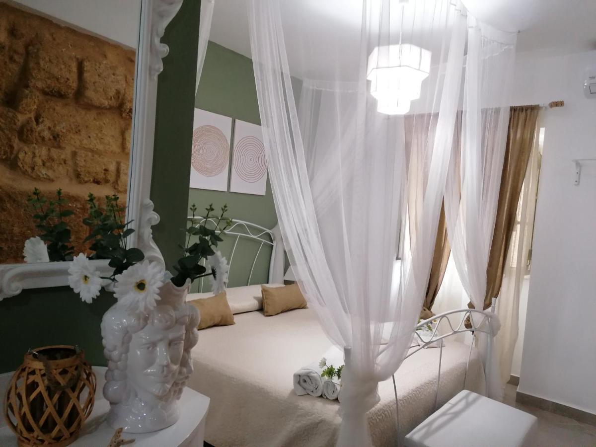 Tesori Di Girgenti Bed & Breakfast อากริเจนโต ภายนอก รูปภาพ